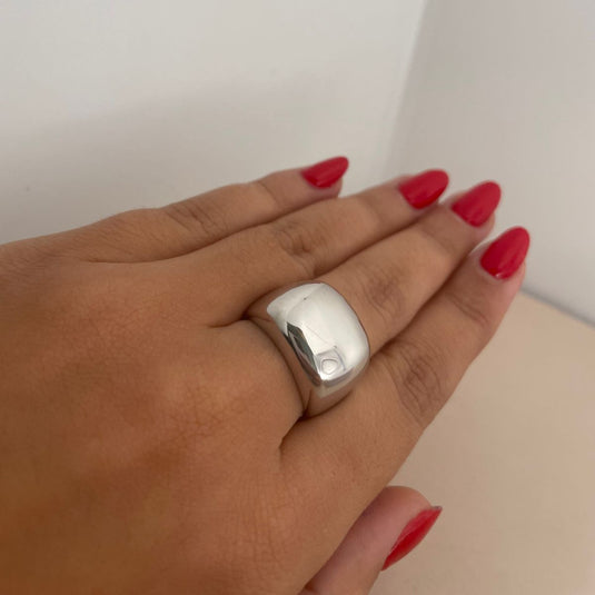 Anel Boleado Quadrado Largo em Prata 925