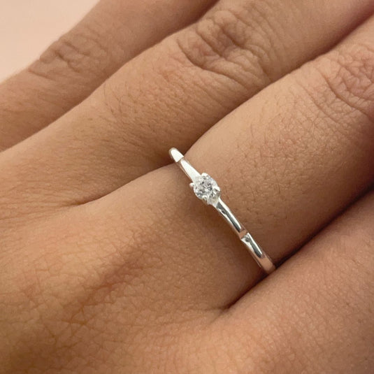 Anel Solitário com Zircônia em Prata 925 – Tamanho 18