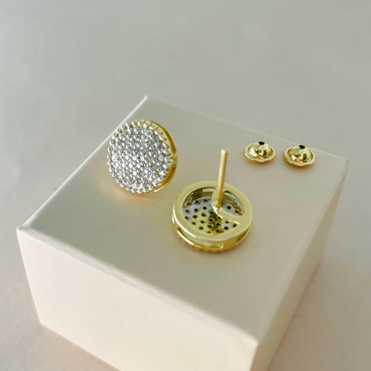 Brinco Chuveiro Redondo com Pedras Sintéticas - Ouro 18k