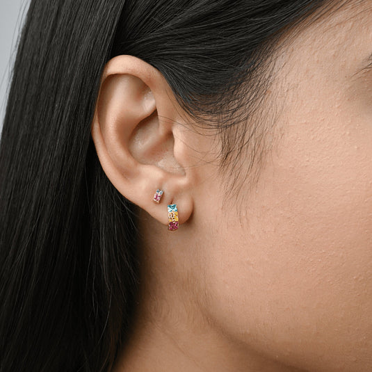 Brinco Infantil Meia Argola Pedras Coloridas - Ouro 18k