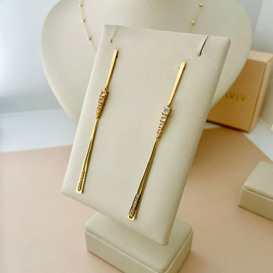 Brinco Pêndulo Ponta Dupla em Ouro 18k