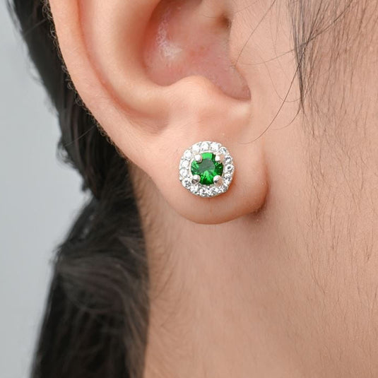 Brinco Ponto de Luz Verde em Prata 925