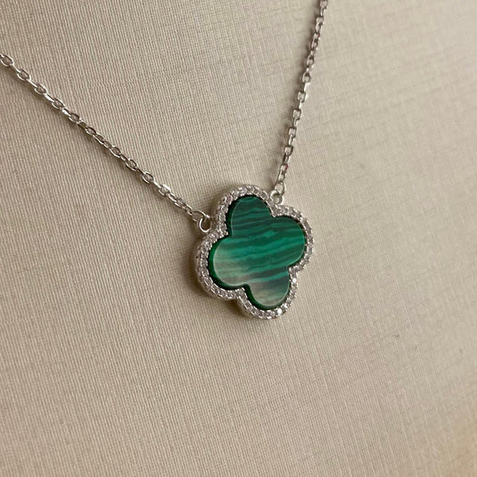 Gargantilha Trevo da Sorte com Pedra Malaquita Verde 45cm Cravejada com Zircônias2