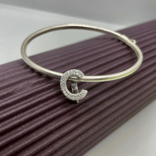 Pingente Letra C Cravejado de Zircônia com Encaixe em Prata 925