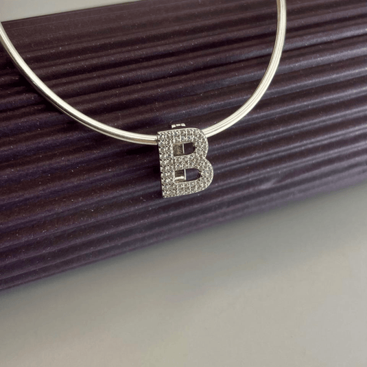 Pingente Letra B Cravejado De Zircônia Com Encaixe Em Prata 925