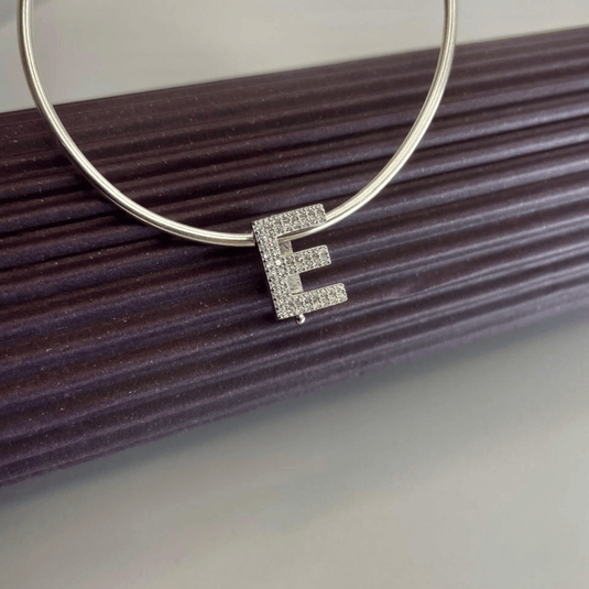 Pingente Letra E Cravejado com Encaixe - Prata 925