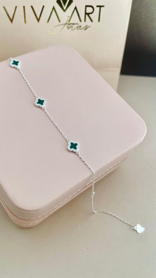 Trevo da Sorte em Prata 925 com Zircônias