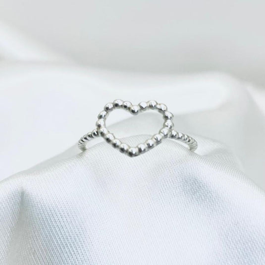 Anel Coração Vazado Bolinhas Prata 925