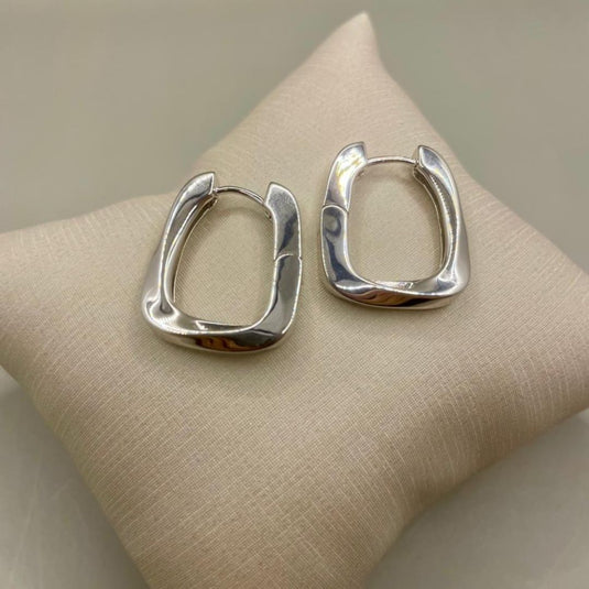 Argola em Prata 925 Estilo Orgânico..