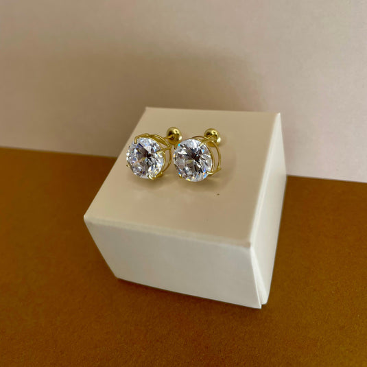 Brinco Ponto de Luz Zircônia 10MM em Ouro 18k 750 – Elegância e Brilho Incomparável...