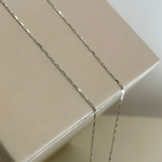 Corrente Elo Alongado Fina 60cm Ouro Branco