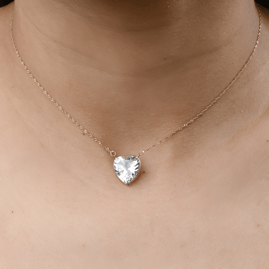 Gargantilha Coração Facetada 40cm em Ouro 18k.