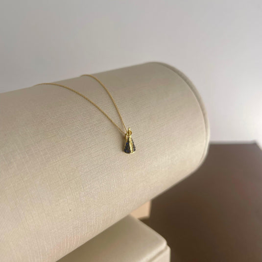 Gargantilha Mini Elo Português com Nossa Senhora Aparecida 45cm Ouro 18k – Proteção e Elegância