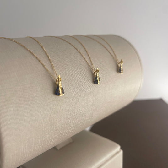 Gargantilha Mini Elo Português com Nossa Senhora Aparecida 45cm Ouro 18k – Proteção e Elegância.....