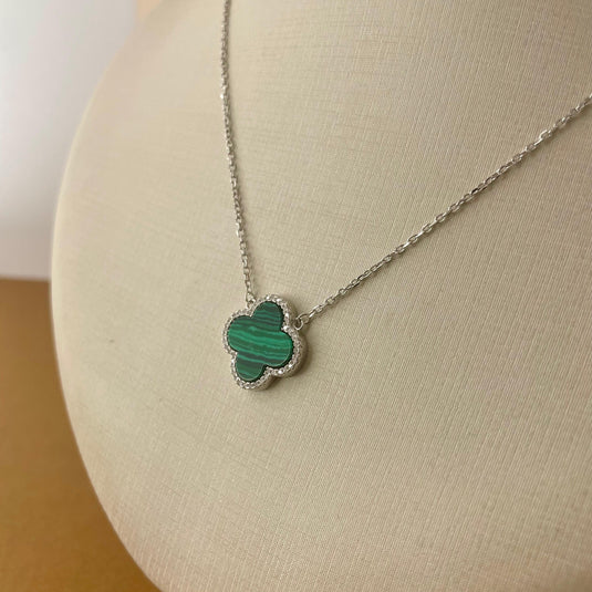 Gargantilha Trevo da Sorte com Pedra Malaquita Verde 45cm Cravejada com Zircônias5