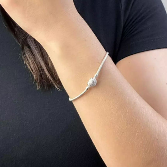 Pulseira Berloque Fecho Cilindro Cravejado 18cm Prata 925