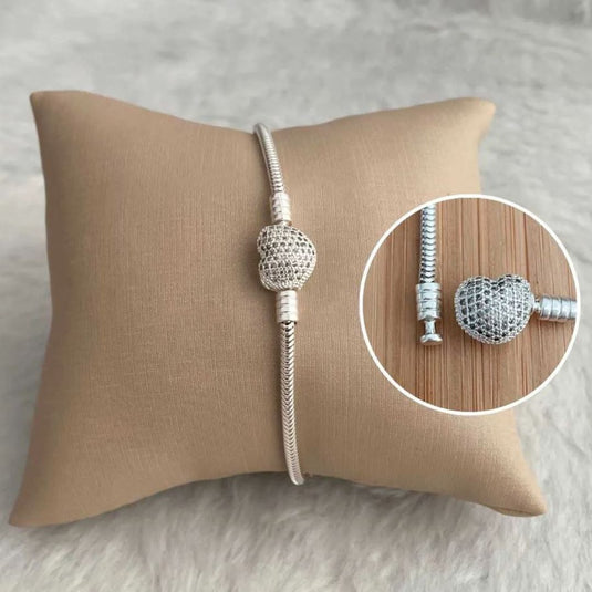 Pulseira Berloque com Fecho Coração Cravejado de Microzircônias – Prata 925