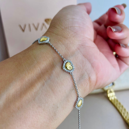 Pulseira Três Corações em Prata 925 com Banho de Ouro e Microzircônias